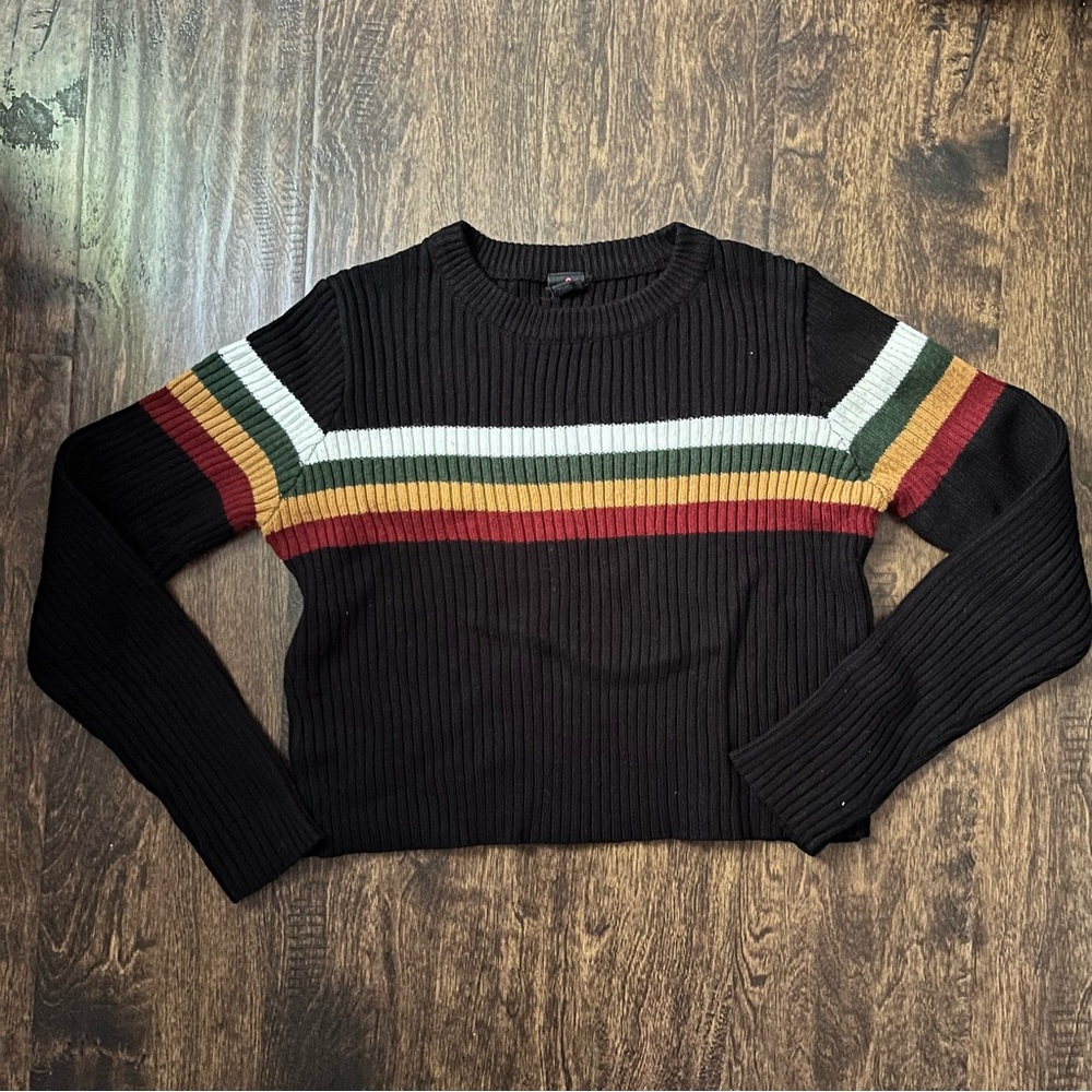 IJOAH - Crop top Sweater - Picture 3 of 5